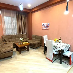 metta-tbilisi-apartment.alltbilisihotels.com/