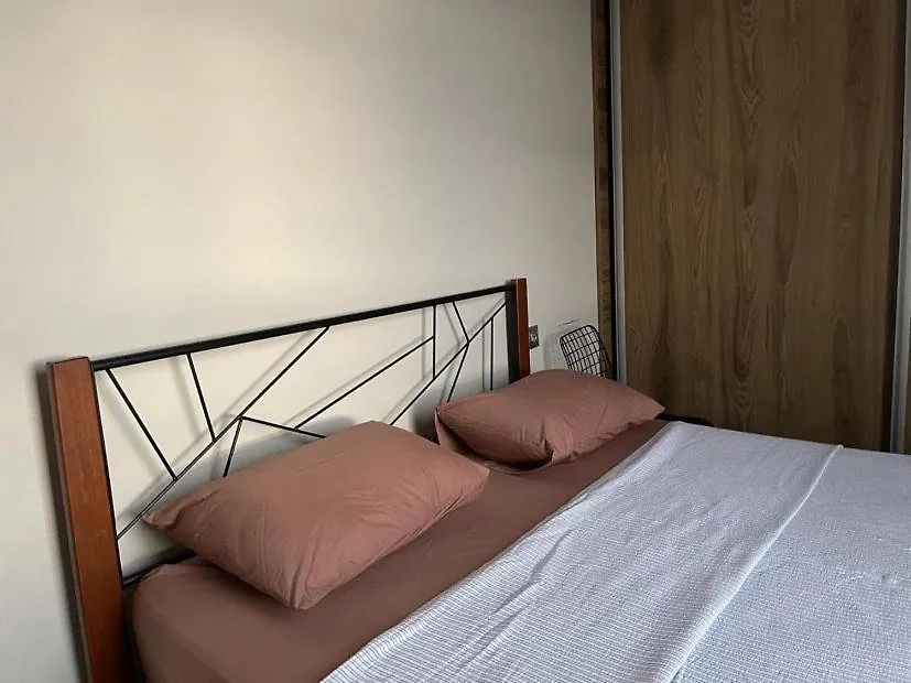 Great View Apartment Near Piazza Батуми